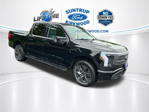 Used 2022 Ford F150 Lightning Lariat AWD/4WD image 9