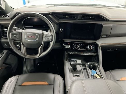 Used 2025 GMC Sierra 1500 AT4 AWD/4WD image 10