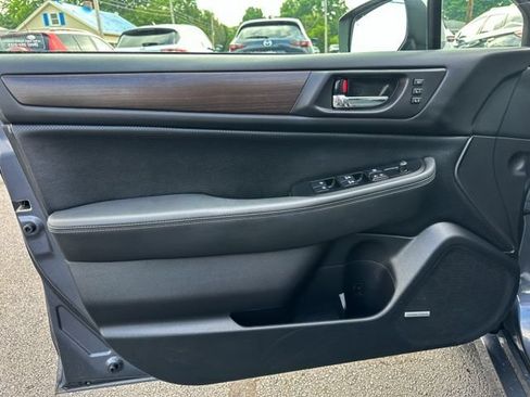 Used 2016 Subaru Legacy 2.5i Limited AWD/4WD image 13