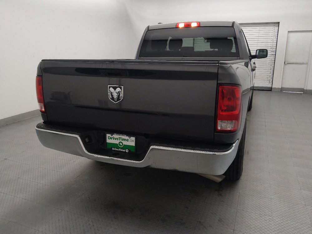 Used 2021 RAM 1500 Classic SLT RWD image 7