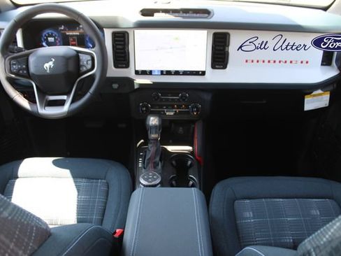 New 2026 Ford Bronco Heritage Edition AWD/4WD image 11