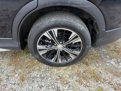 Used 2022 Mitsubishi Eclipse Cross AWD image 9