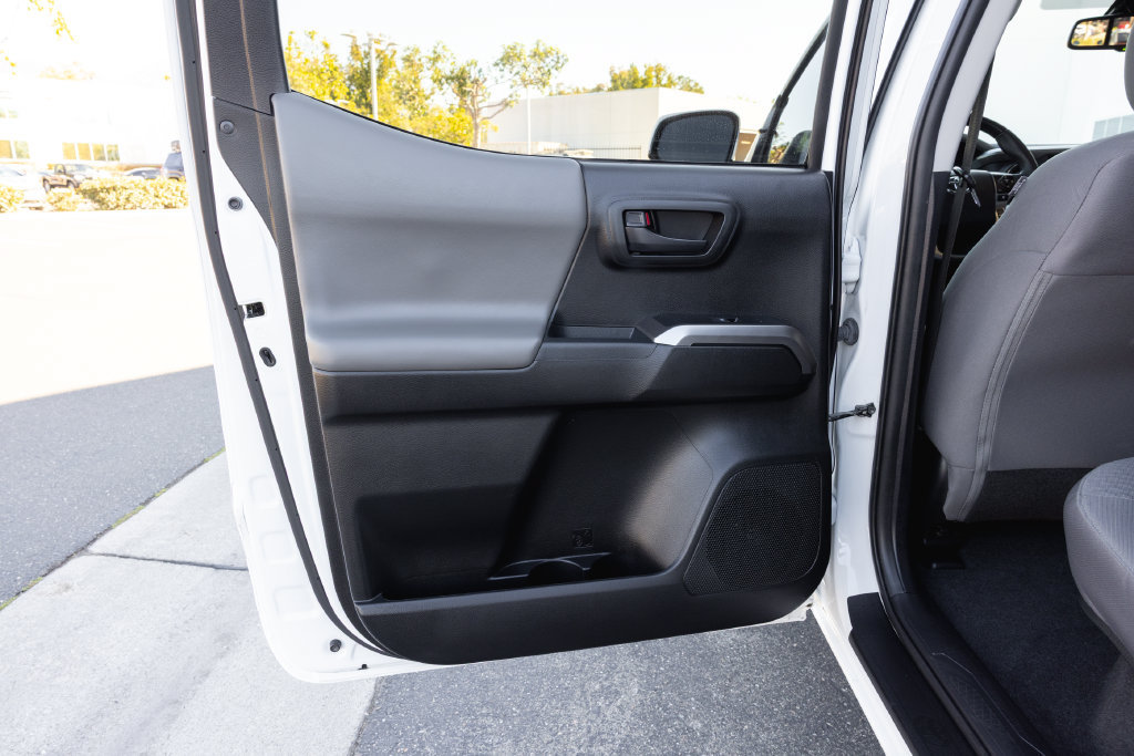 Used 2021 Toyota Tacoma SR5 RWD image 28