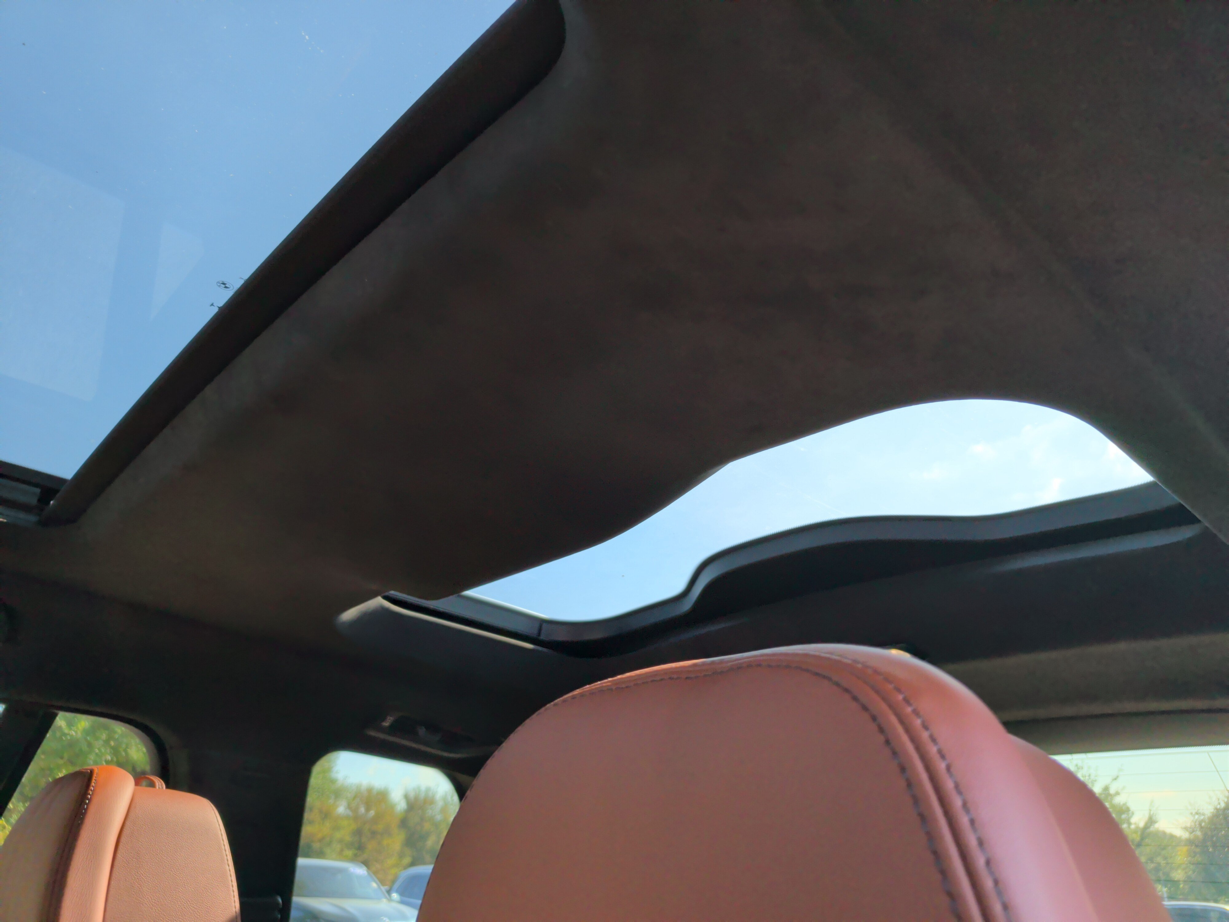 Used 2021 BMW X7 xDrive40i w/ Premium Package AWD/4WD image 32