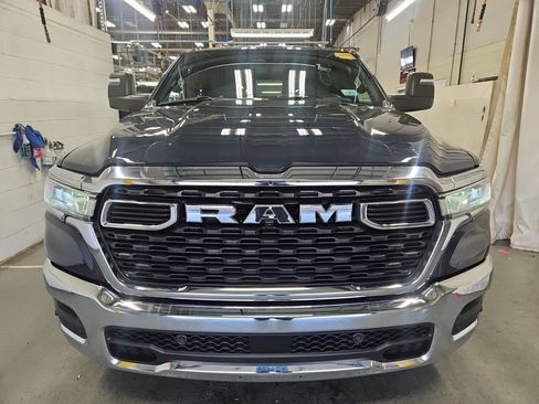 Used 2025 RAM 1500 Big Horn AWD/4WD image 7