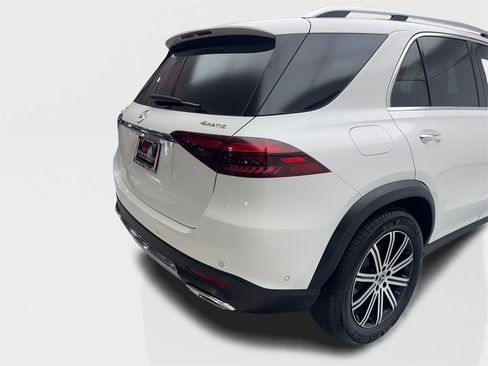 Used 2024 Mercedes-Benz GLE 350 4MATIC image 18