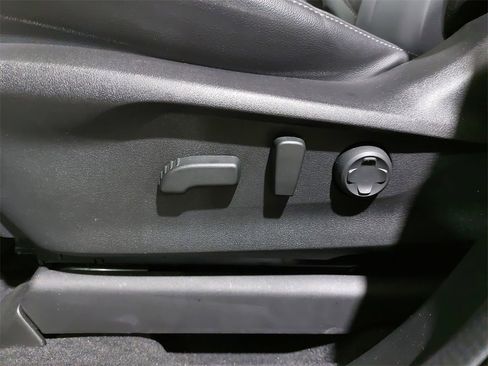 Used 2023 Subaru Ascent Limited image 30