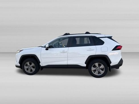 Used 2023 Toyota RAV4 XLE AWD/4WD image 10