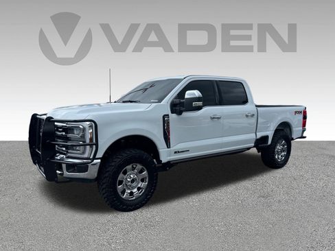 Used 2026 Ford F250 Lariat w/ Chrome Package AWD/4WD image 2