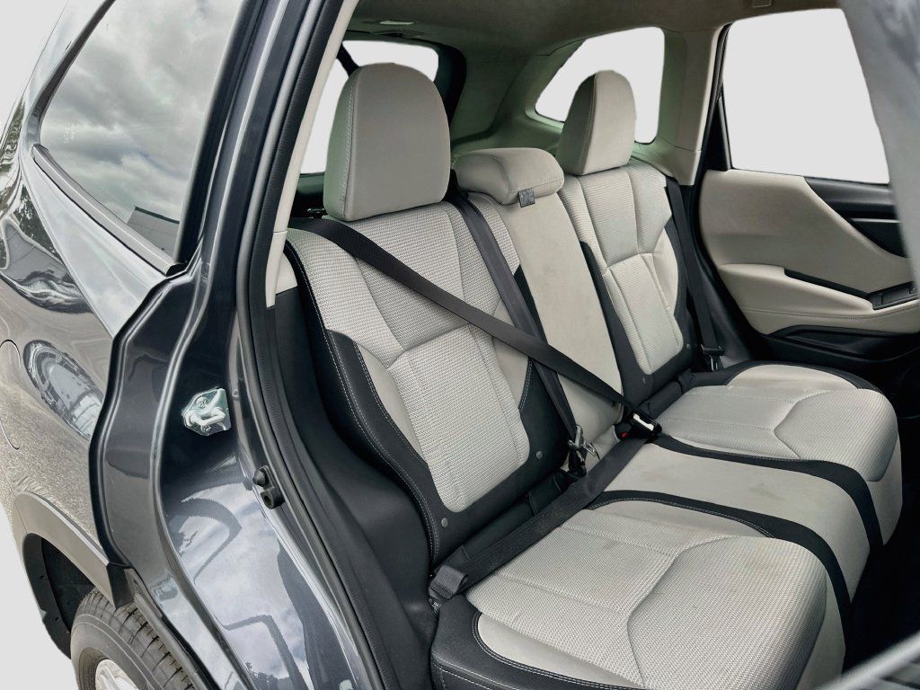 Used 2024 Subaru Forester AWD/4WD image 28