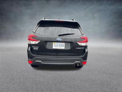 Used 2024 Subaru Forester Premium AWD/4WD image 5