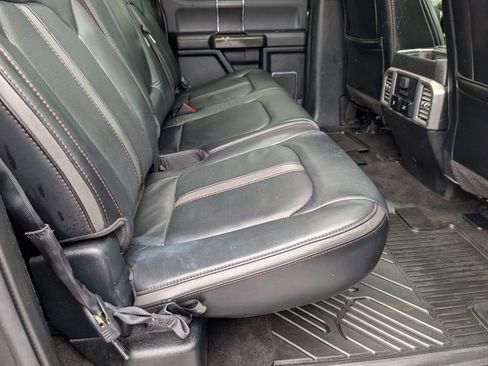 Used 2019 Ford F150 Platinum w/ Equipment Group 701A Luxury AWD/4WD image 46