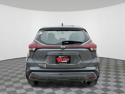 Used 2025 Nissan Kicks Play S image 19