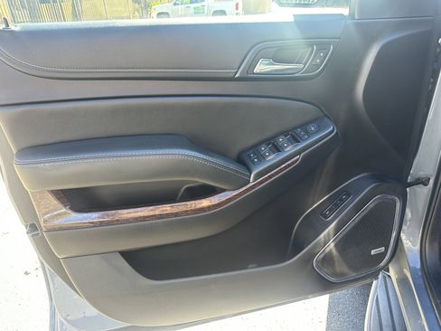 Used 2016 GMC Yukon SLT image 18