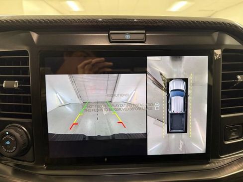 New 2026 Ford F250 Lariat w/ Black Appearance Package image 22