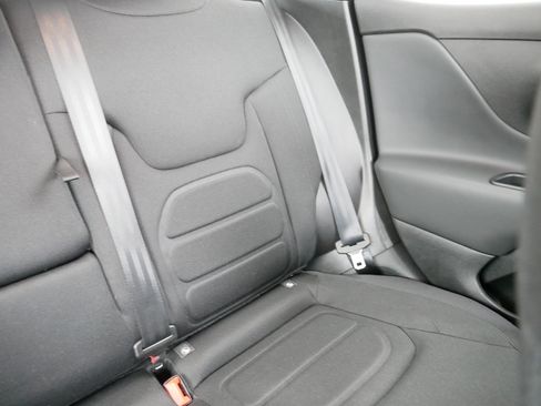 Used 2022 Jeep Renegade Latitude w/ Convenience Group image 14