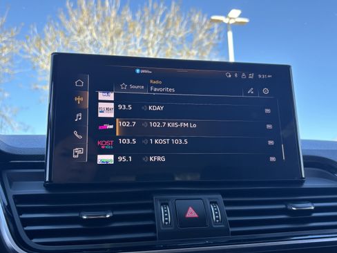 Used 2023 Audi Q5 2.0T Premium w/ Convenience Package image 22