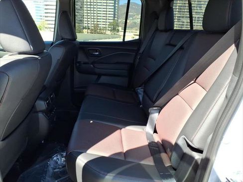 New 2025 Honda Ridgeline Black Edition image 8