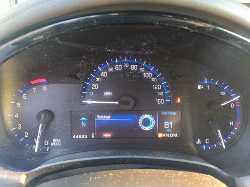 Used 2014 Cadillac XTS Luxury FWD image 23