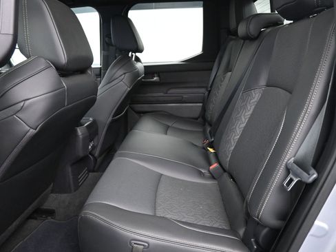 Used 2024 Toyota Tacoma Limited image 15