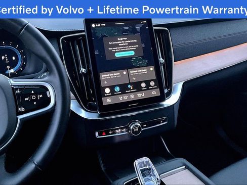 Certified 2025 Volvo XC90 B6 Plus image 9