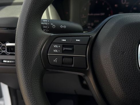 Certified 2026 Honda Accord SE image 17