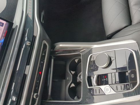 Used 2025 BMW X6 xDrive40i AWD/4WD image 20