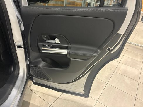 Certified 2023 Mercedes-Benz GLA 250 4MATIC image 33