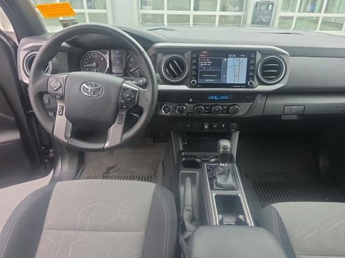 Used 2023 Toyota Tacoma TRD Off-Road AWD/4WD image 8