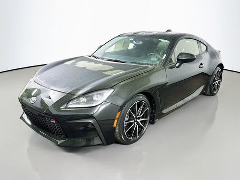 Used 2022 Toyota GR86 image 3