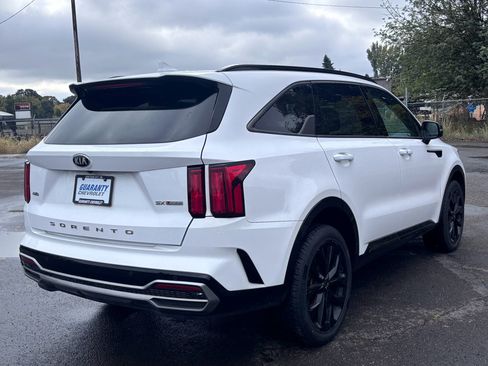 Used 2021 Kia Sorento SX image 12