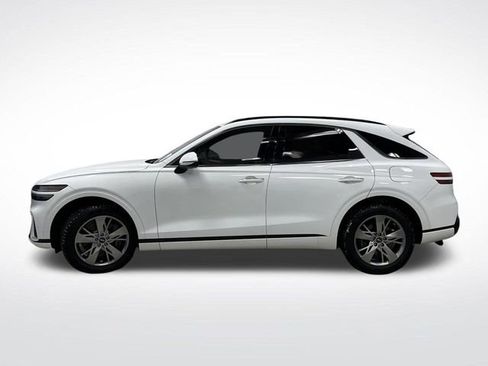 Used 2025 Genesis GV70 3.5T Sport image 14