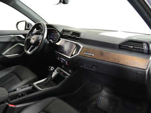 Certified 2022 Audi Q3 2.0T Premium w/ Convenience Package image 20