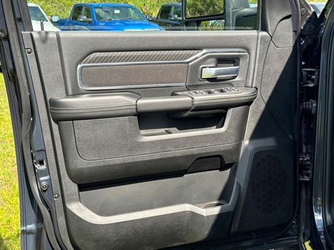 New 2026 RAM 3500 Big Horn AWD/4WD image 17