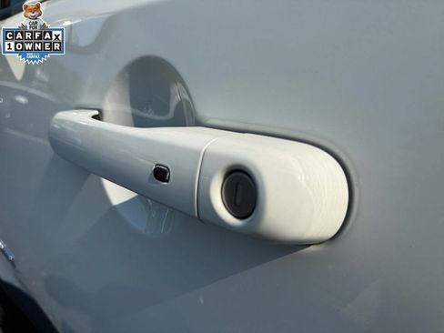 Used 2023 Jeep Renegade Limited w/ Sun/Sound Group AWD/4WD image 30
