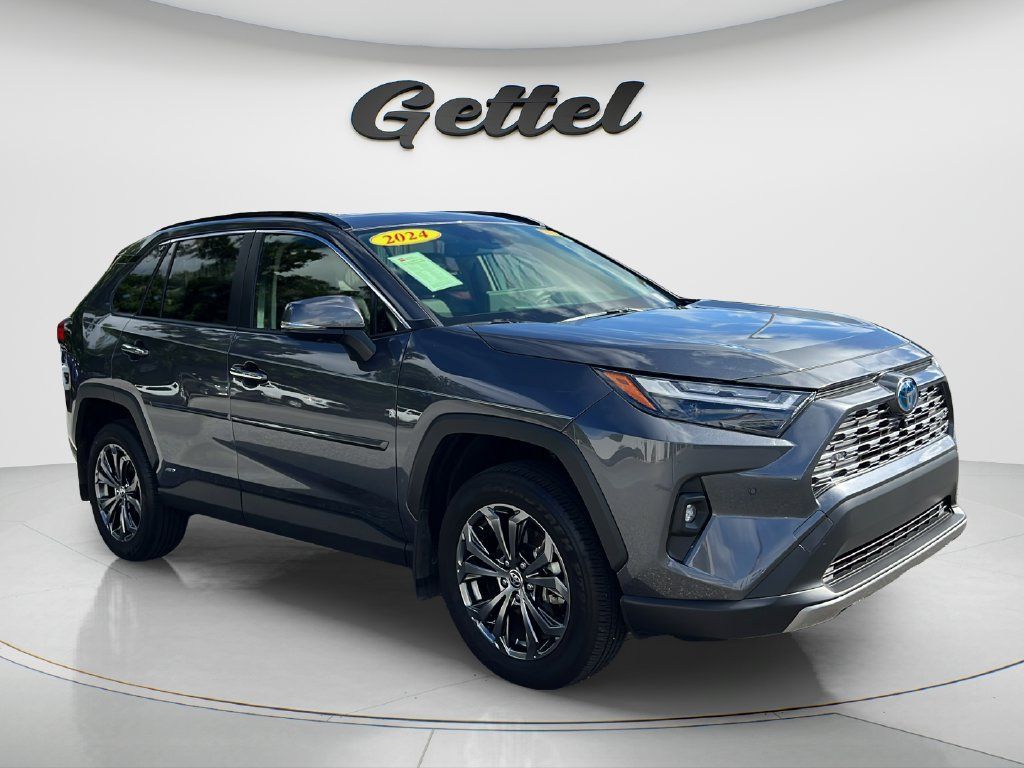 Used 2024 Toyota RAV4 Limited w/ Advanced Technology Package AWD/4WD image 3