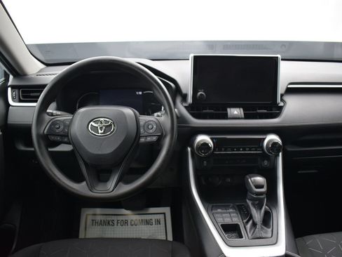 Used 2023 Toyota RAV4 XLE AWD/4WD image 14