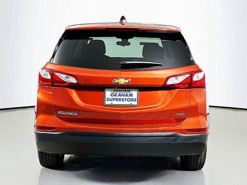 Used 2020 Chevrolet Equinox LS w/ LS Convenience Package image 6