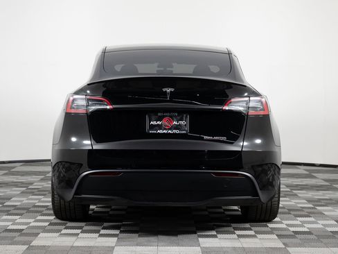 Used 2021 Tesla Model Y Performance image 6