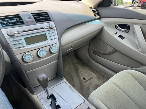 Used 2007 Toyota Camry LE FWD image 6