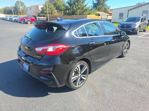 Used 2017 Chevrolet Cruze Premier image 6