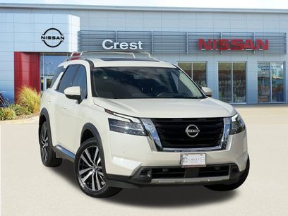 Certified 2024 Nissan Pathfinder Platinum w/ Cargo Package