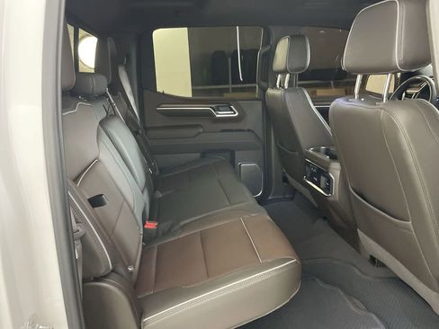 Used 2025 GMC Sierra 1500 Denali image 26
