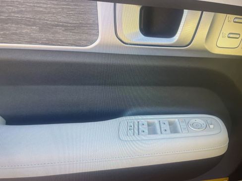 Used 2025 Hyundai Santa Fe Calligraphy FWD image 10