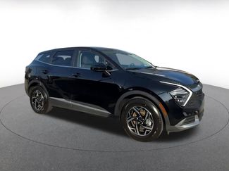 Used 2025 Kia Sportage LX video 2