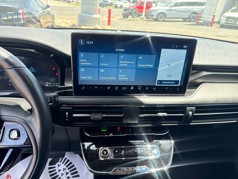Certified 2025 Lincoln Corsair Grand Touring w/ Equipment Group 301A AWD/4WD image 19