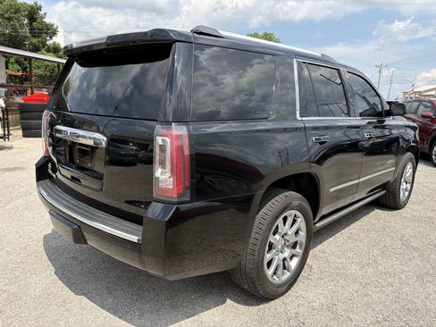 Used 2015 GMC Yukon Denali w/ Touring Package AWD/4WD image 7