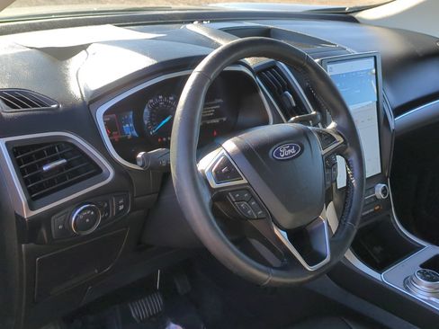 Used 2021 Ford Edge SEL w/ Convenience Package image 14