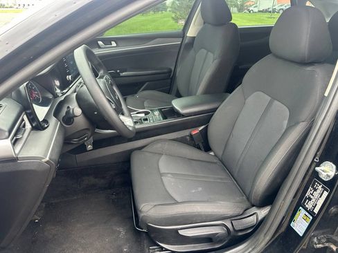 Used 2022 Kia K5 LX FWD image 13