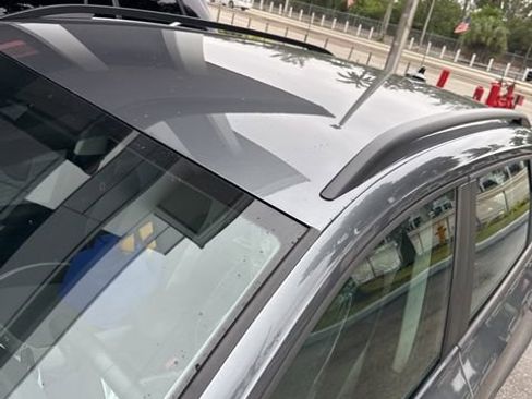 Used 2023 Volkswagen Taos S image 8